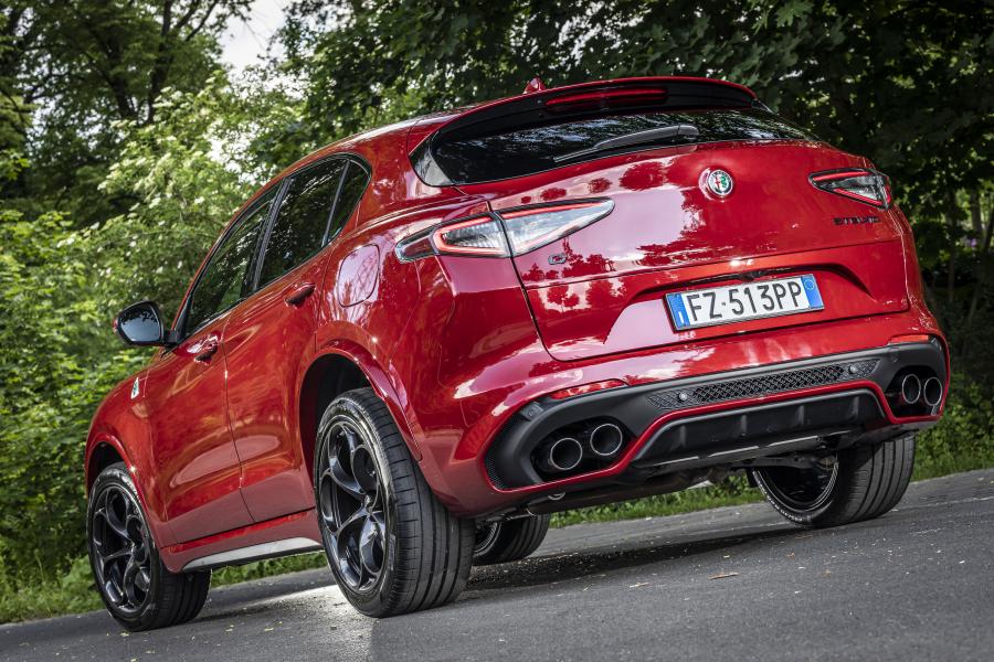  Alfa Romeo Stelvio Quadrifoglio (949) 2020 года  (WW) (фото 38 из 55)